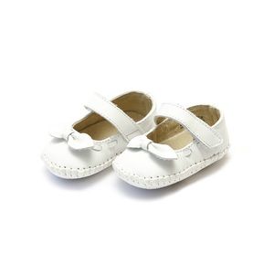 Baby girl shoes Clara Leather Stitched Crib Bow